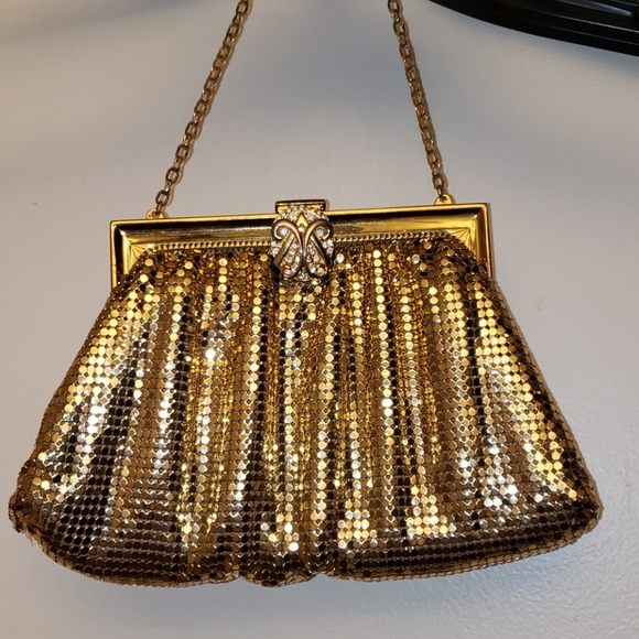 Vintage 1930's Whiting & Davis Gold Mesh Rhinestone Ruffle Evening Bag - Picture 1 of 13